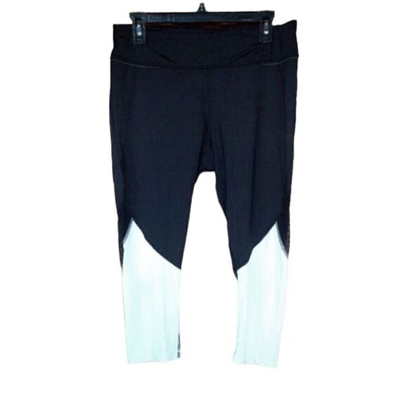 Alala x Revolve Captain gym leggings Size Large black & white mesh panel - Picture 4 of 6